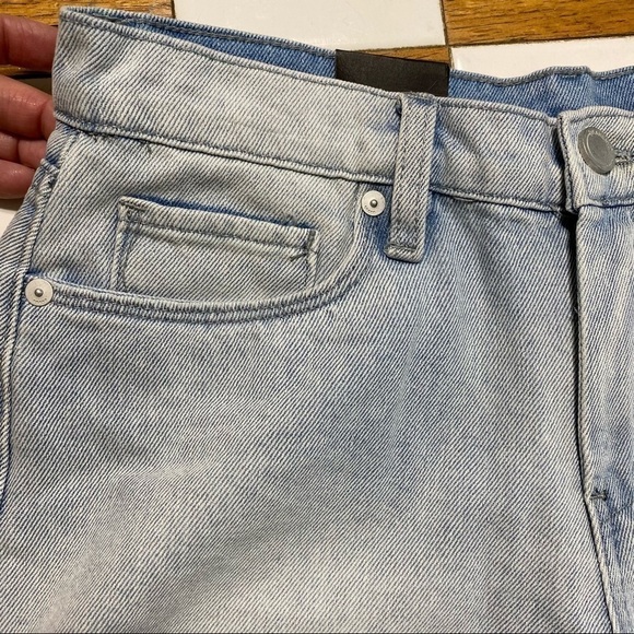 Blank NYC The Fulton Roll Up Denim Cut Off Shorts‎ Size 28 - Picture 2 of 12